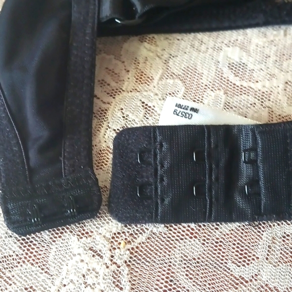 Maidenform Womens Coverage Underwire Fabulous Black 🖤 Bra Size 36 B - Picture 11 of 11